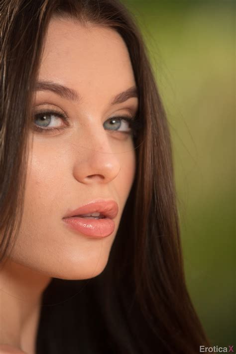 23 Lana Rhoades Photos & High Res Pictures